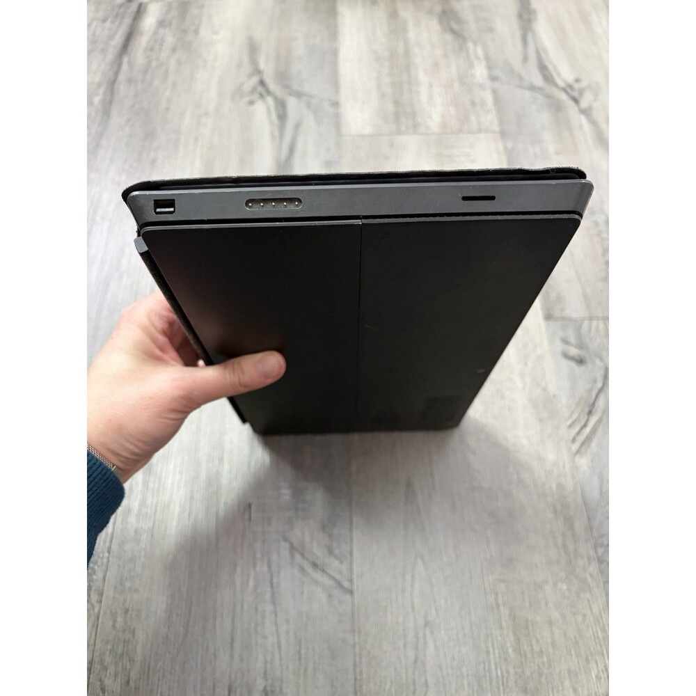 Microsoft Surface Laptop 1st Gen Touch screen i5-7th 4GB RAM 64GB SSD Win 11 Pro - Picture 11 of 12